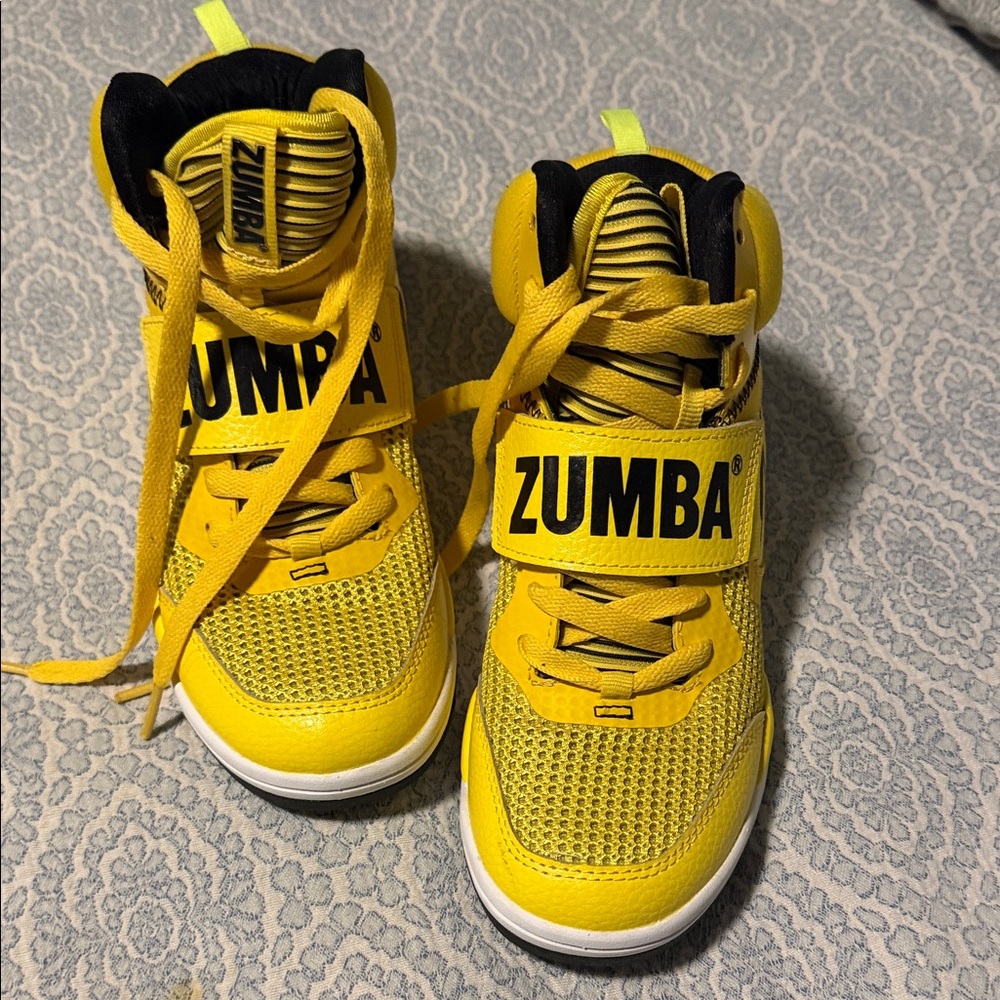 Zumba Fitness Yellow High-Top Sneakers